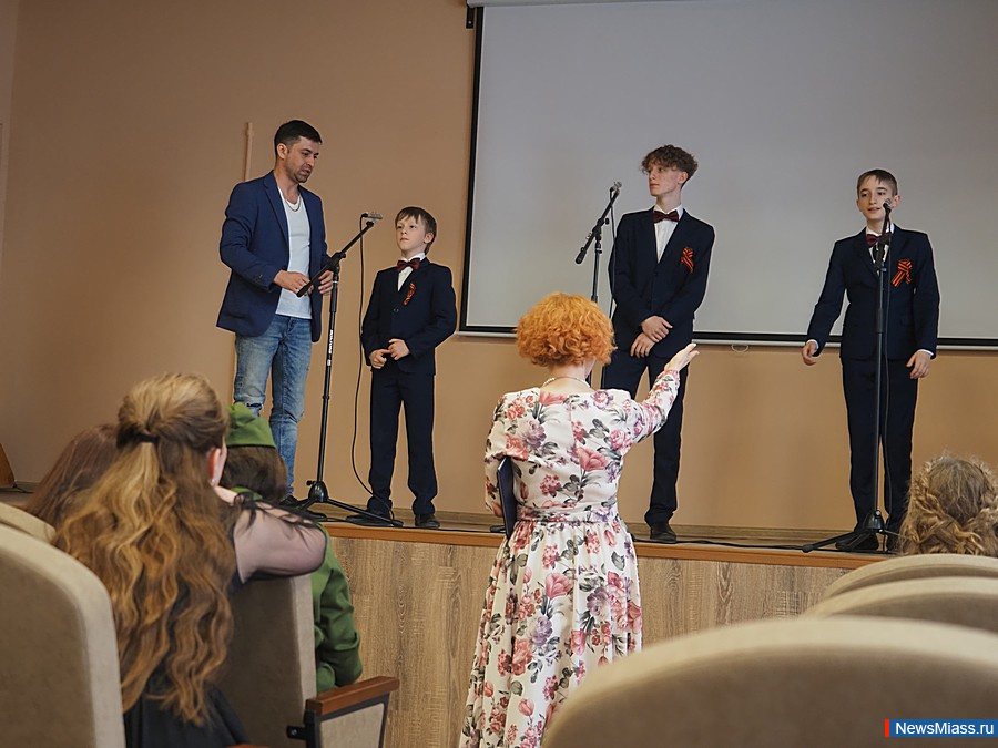 "  "      .      2    ,   