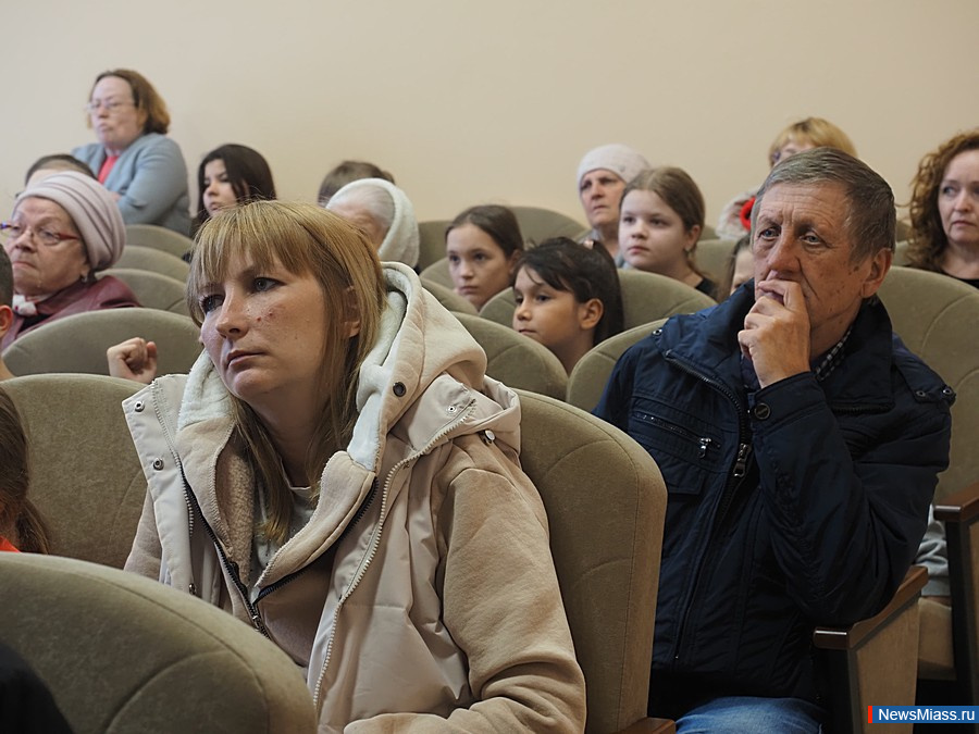 "  "      .      2    ,   