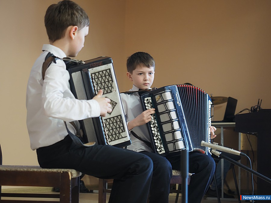 "  "      .      2    ,   