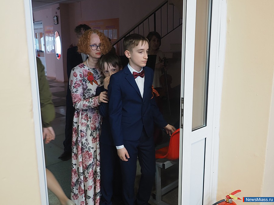 "  "      .      2    ,   