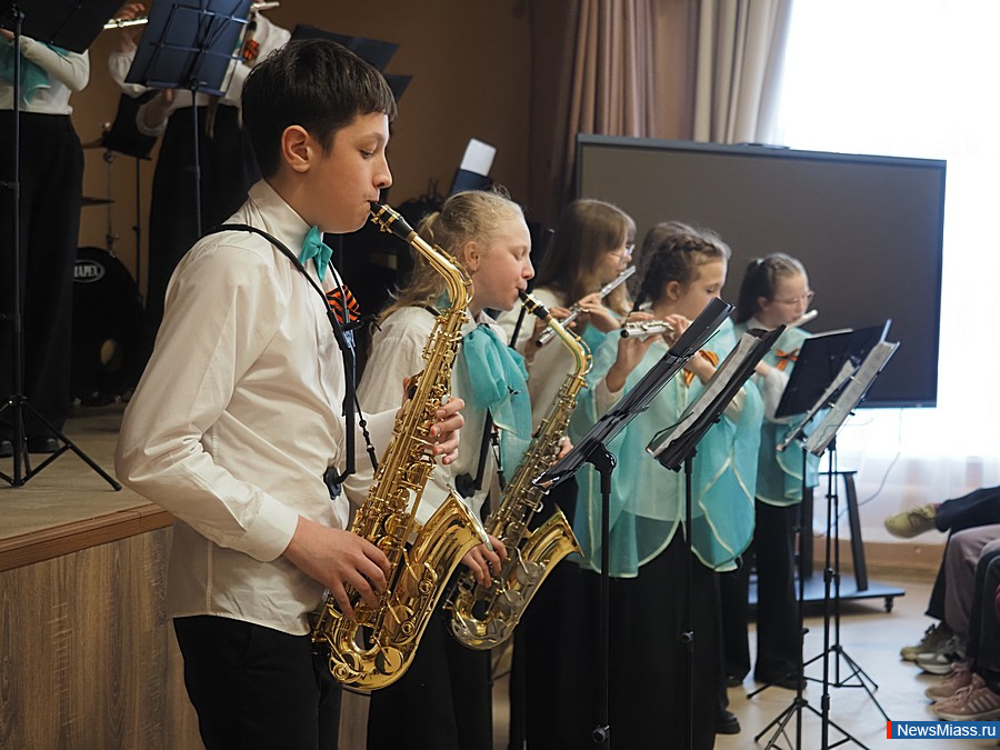 "  "      .      2    ,   