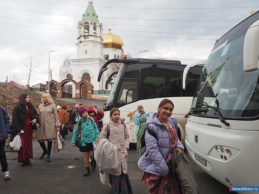 "  "      .      2    ,   