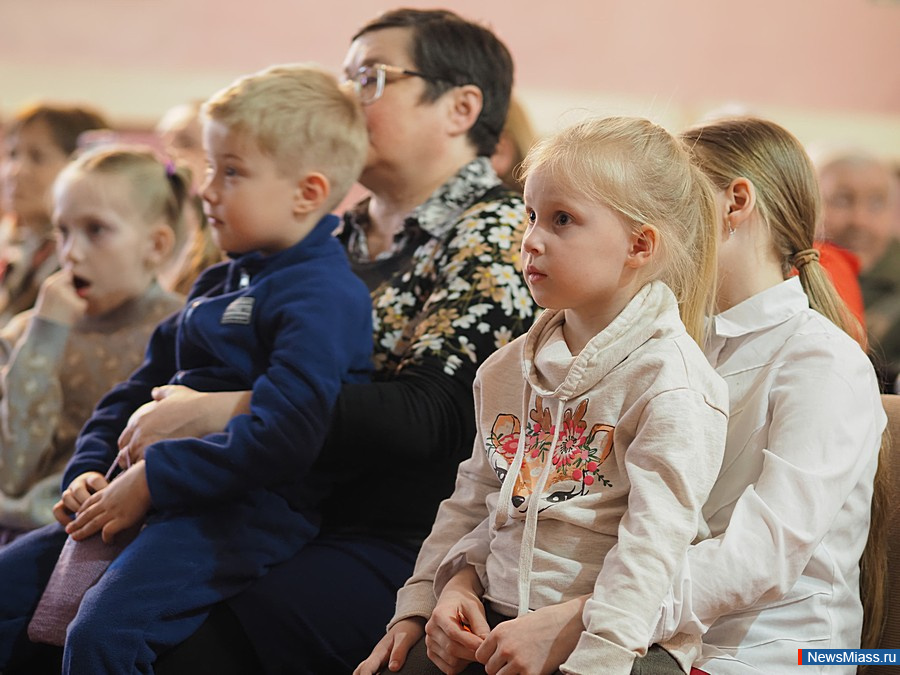 "  "      .      2    ,   