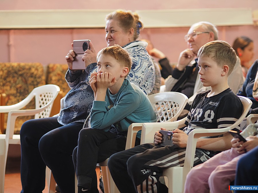 "  "      .      2    ,   