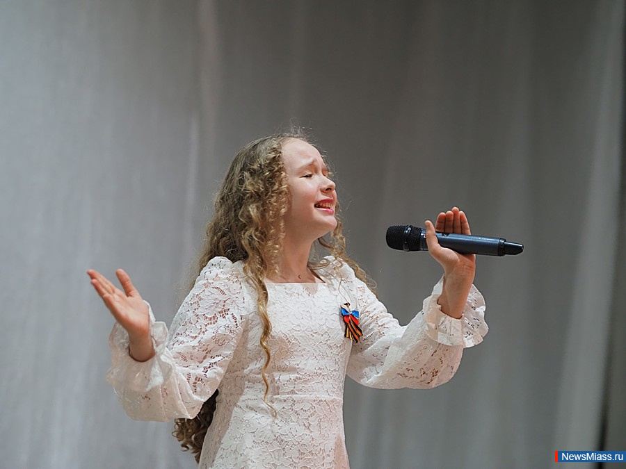 "  "      .      2    ,   