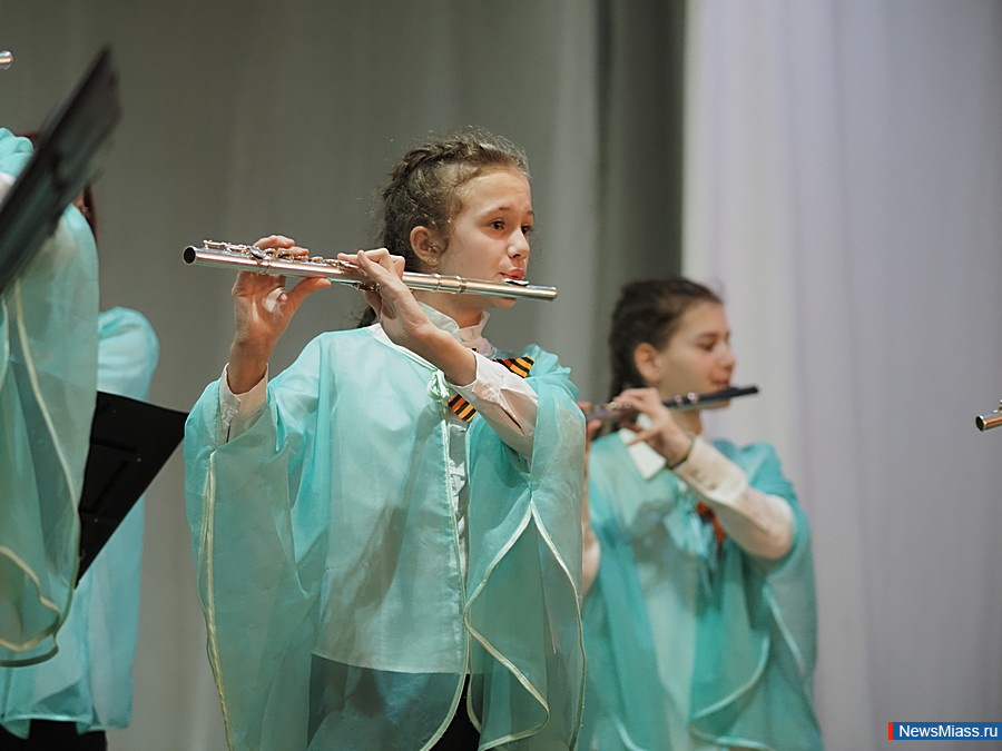 "  "      .      2    ,   