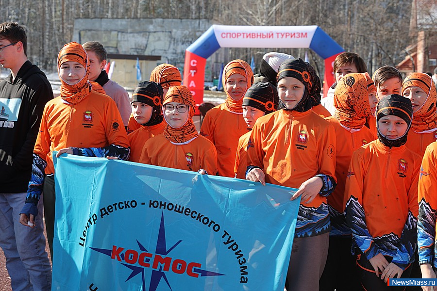     "-2025".          300       