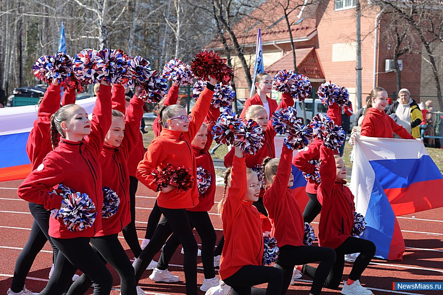     "-2025".          300       