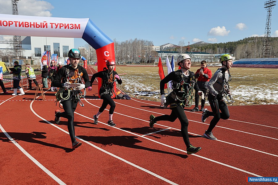     "-2025".          300       