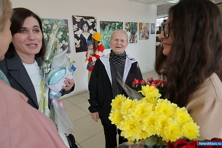  ""    ""  .        -     