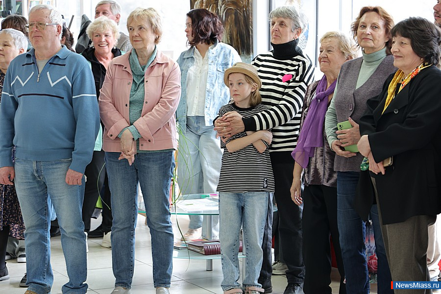  ""    ""  .        -     