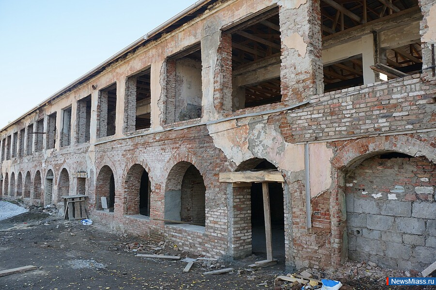 "     ".         3047