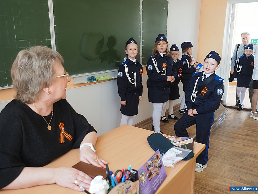          30 .               -