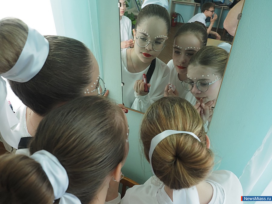          30 .               -