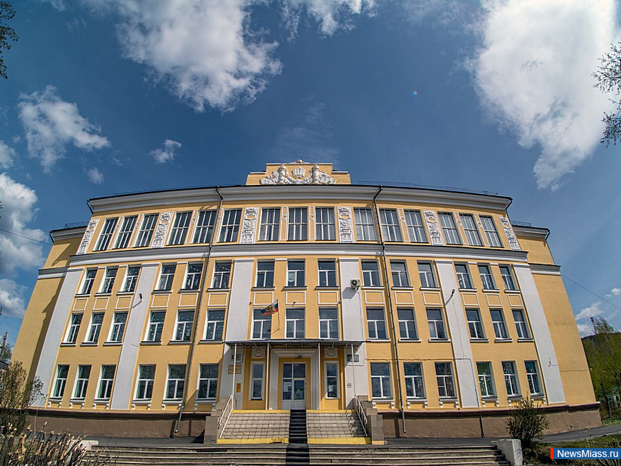          30 .               -