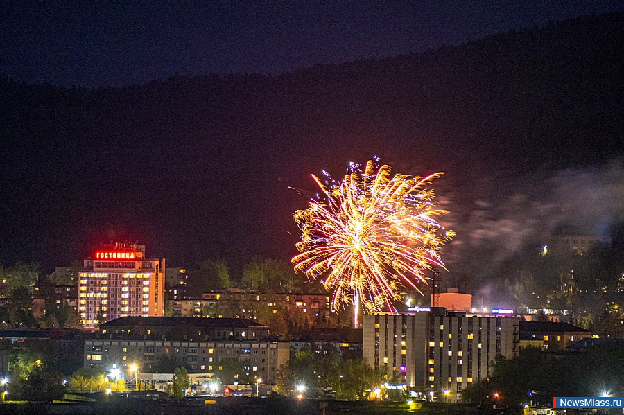 , , . 9          ,    ""   80