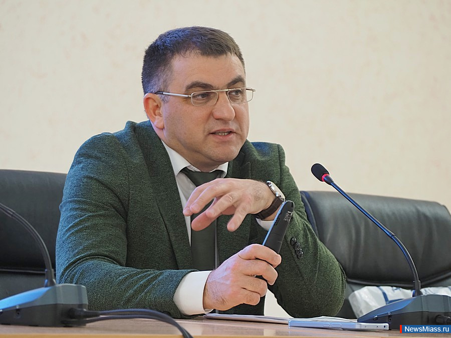     .  "-10      "     70 