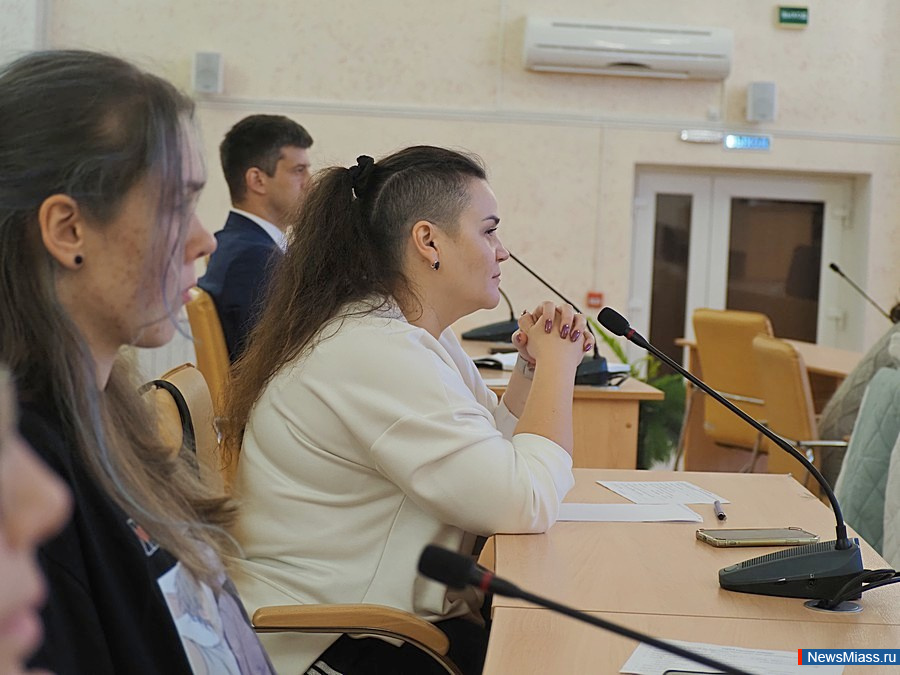     .  "-10      "     70 