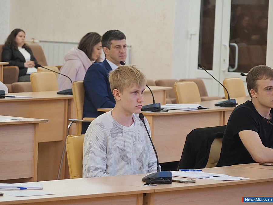     .  "-10      "     70 