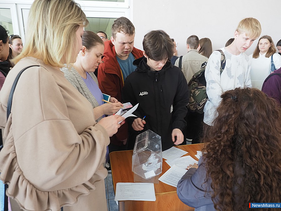     .  "-10      "     70 