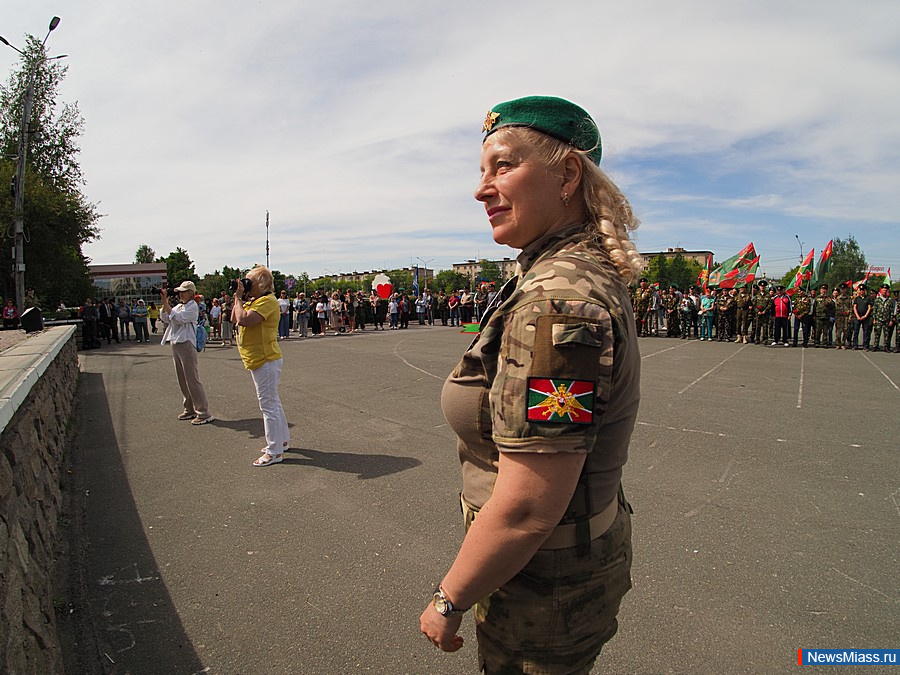    . .    ,           ,    ,   