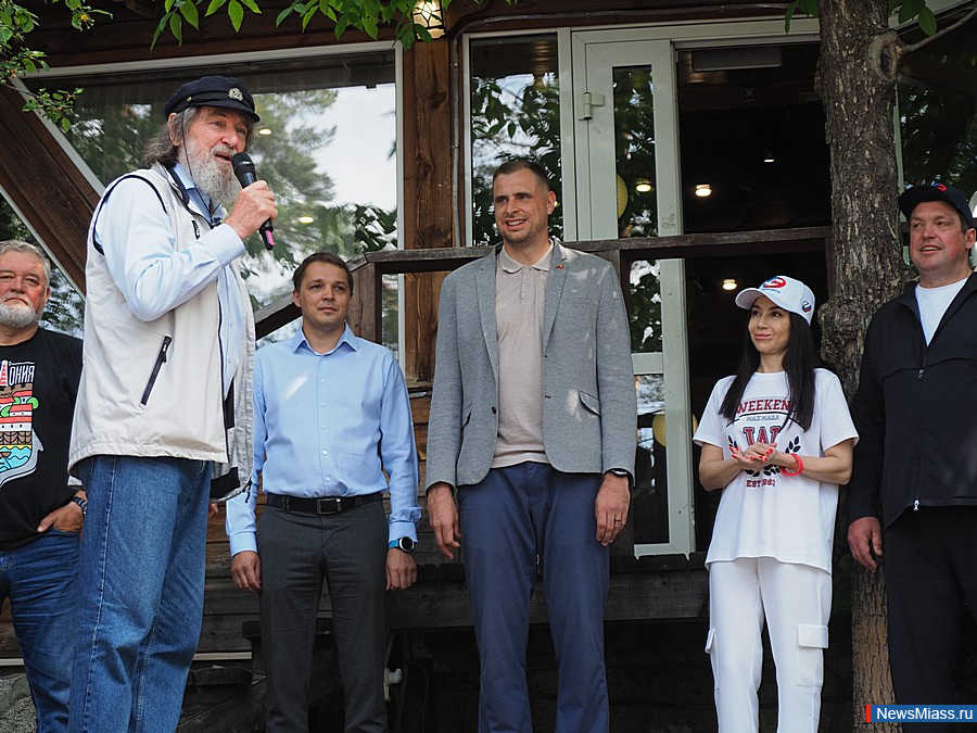 � ������ ���������� ������� �������� ������. �� "����� ���������������� Ը���� ��������" ������� 158 ���� ��������� �� ������ � ����������