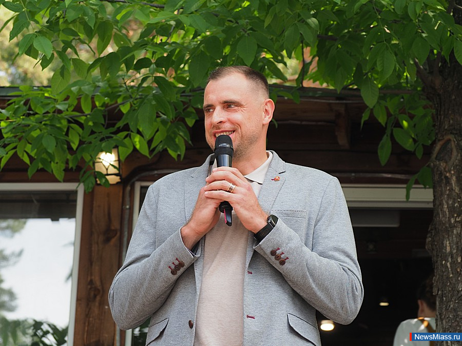 � ������ ���������� ������� �������� ������. �� "����� ���������������� Ը���� ��������" ������� 158 ���� ��������� �� ������ � ����������