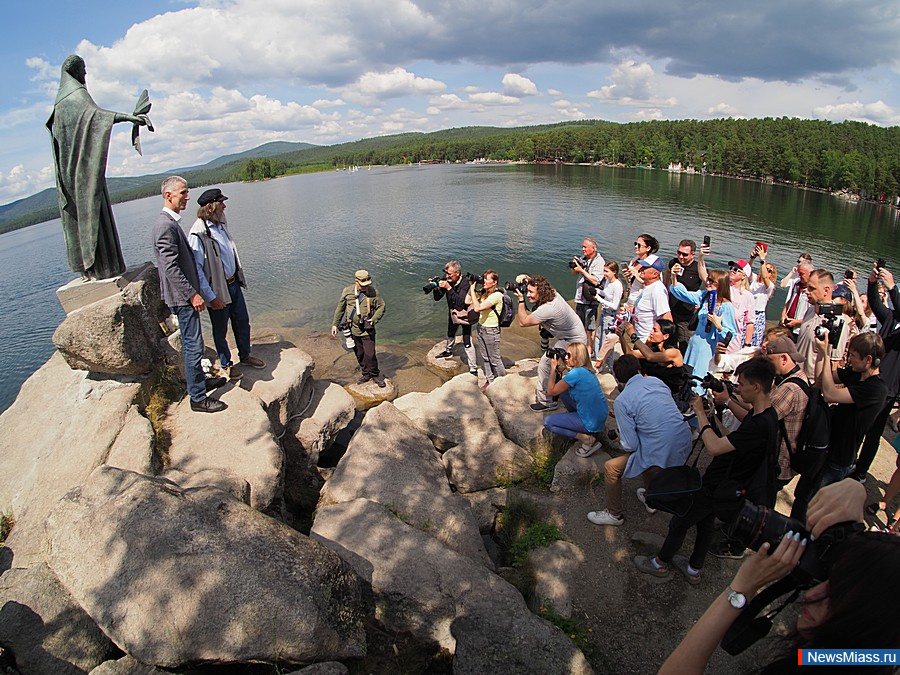 � ������ ���������� ������� �������� ������. �� "����� ���������������� Ը���� ��������" ������� 158 ���� ��������� �� ������ � ����������