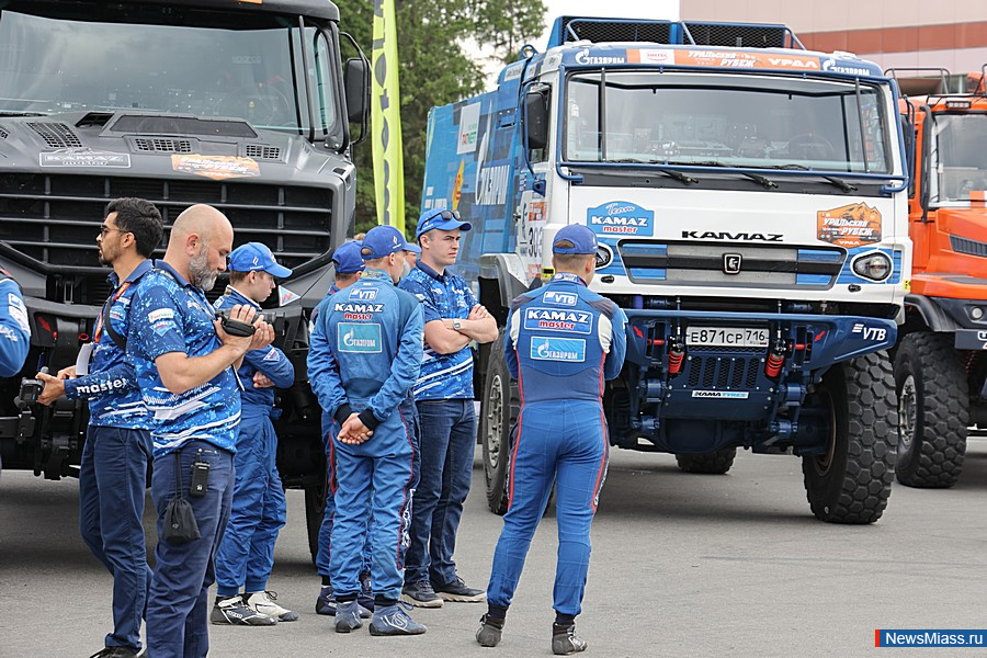 " "      .       ""  -    