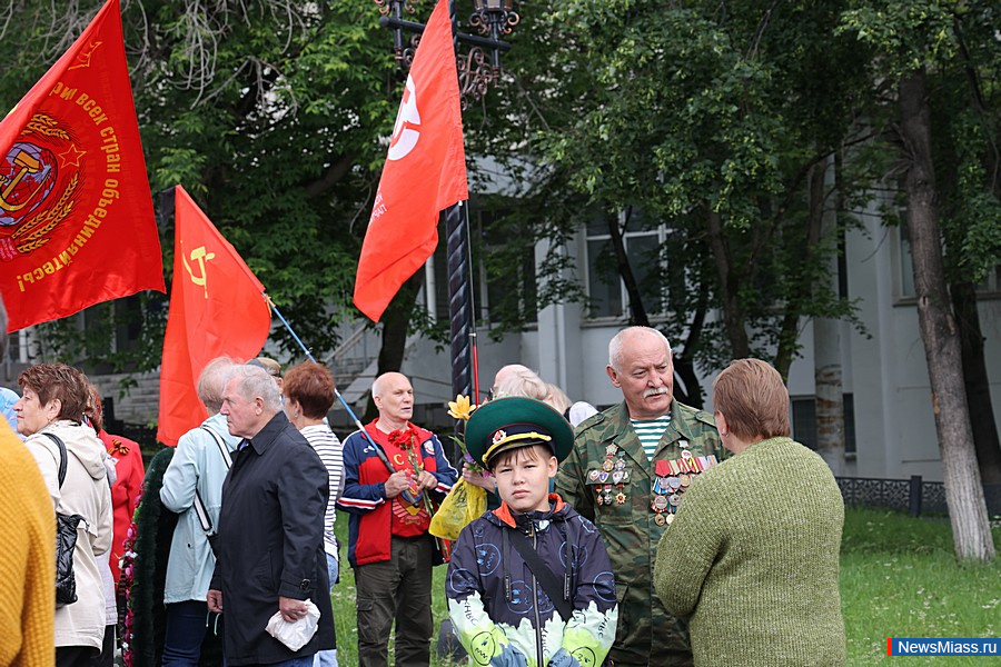     ,    .               " "