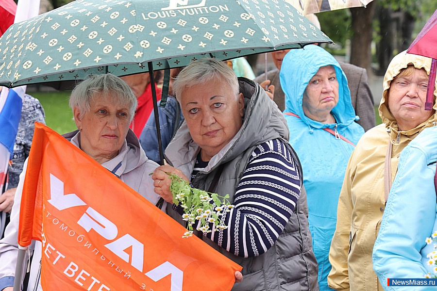     ,    .               " "