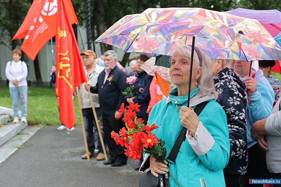     ,    .               " "