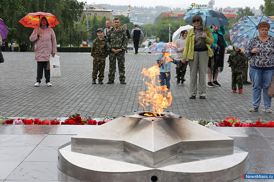     ,    .               " "