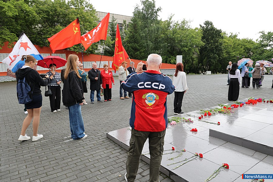     ,    .               " "