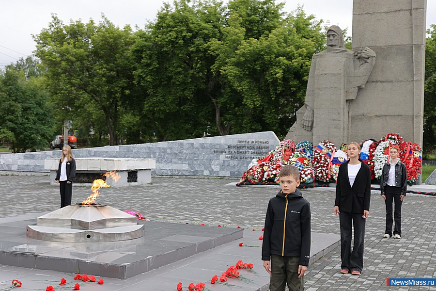     ,    .               " "