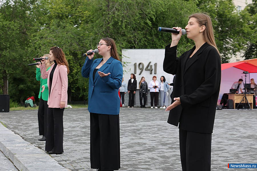     ,    .               " "