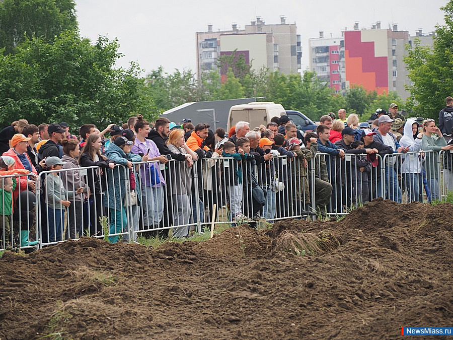  "Off-Road"   .    ,    -    