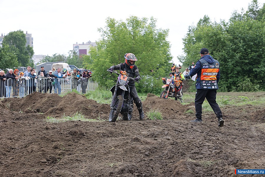  "Off-Road"   .    ,    -    