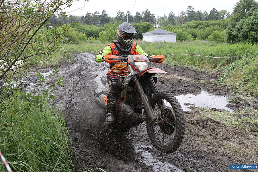  "Off-Road"   .    ,    -    