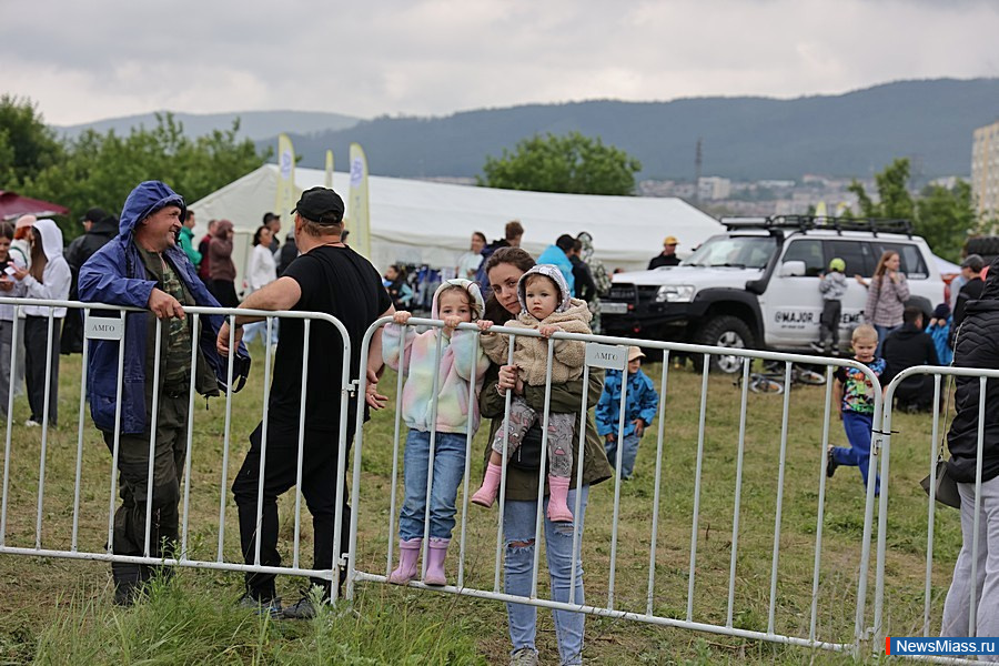  "Off-Road"   .    ,    -    