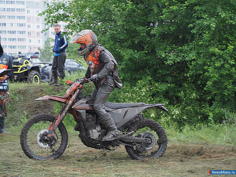  "Off-Road"   .    ,    -    