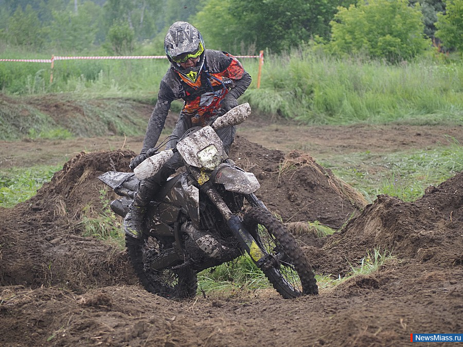  "Off-Road"   .    ,    -    