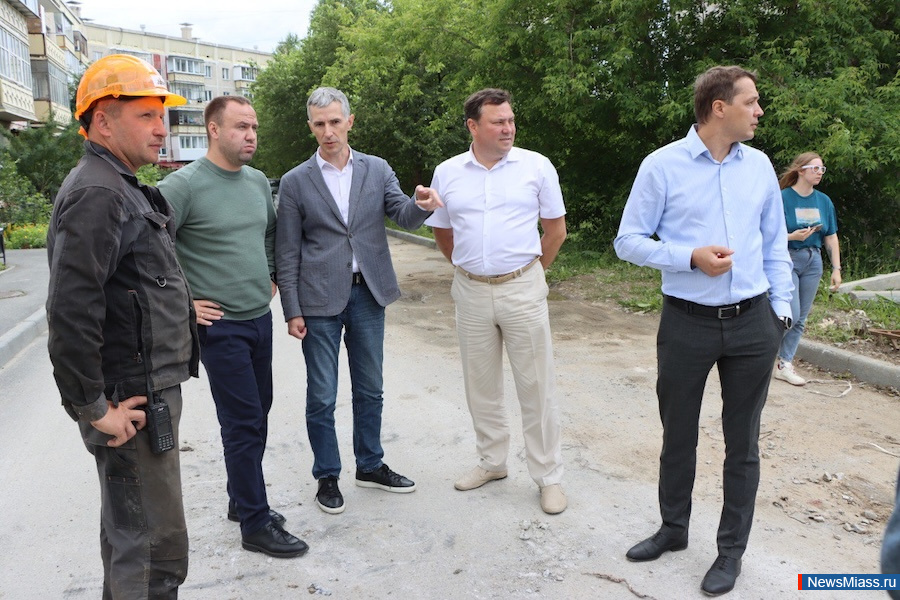 1,7     .        "  74"