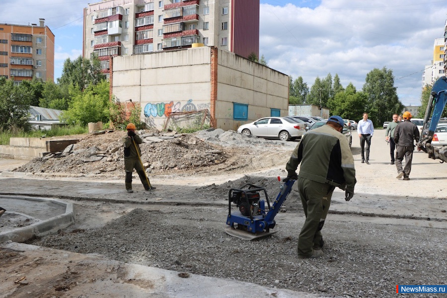 1,7     .        "  74"