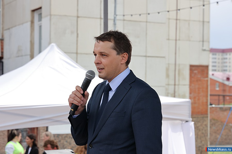     -2025. ""  ""  "    "     