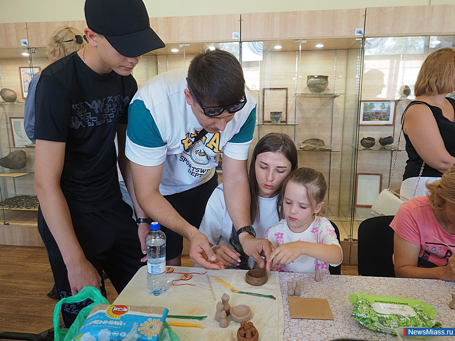  ,        .      ,    200 