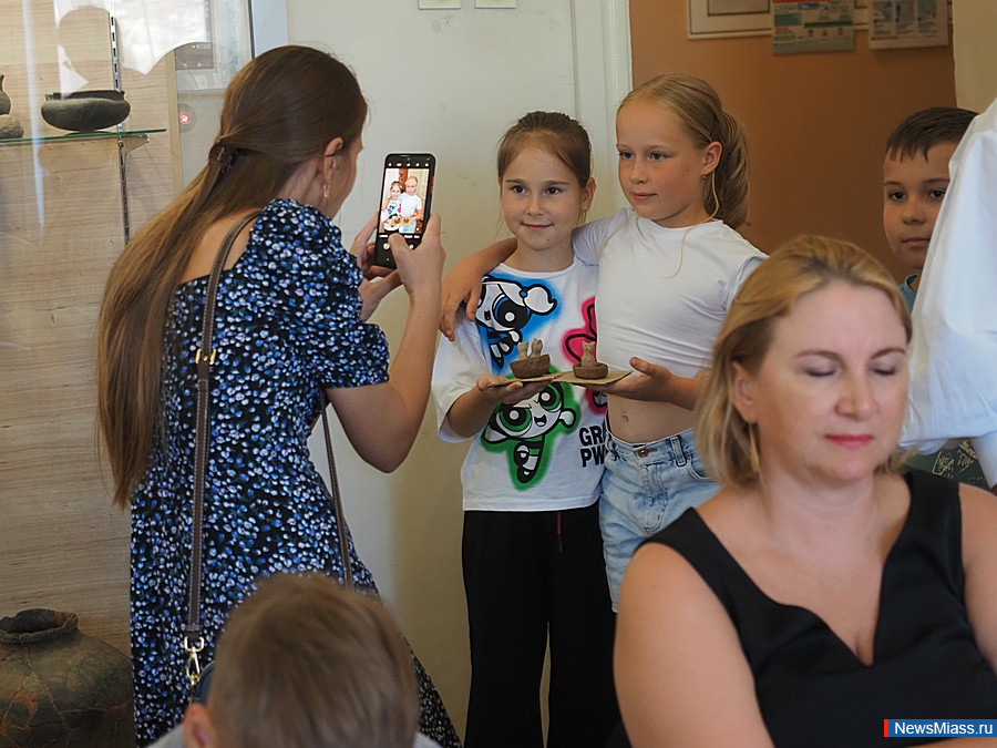  ,        .      ,    200 