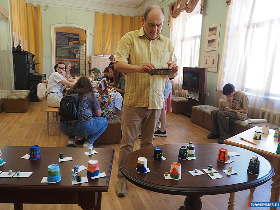  ,        .      ,    200 