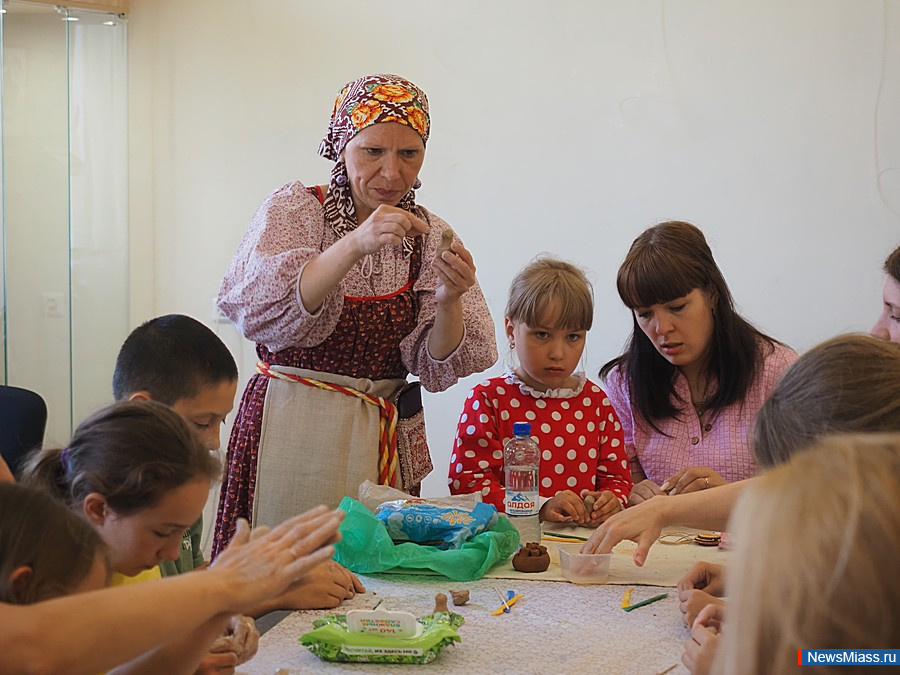  ,        .      ,    200 