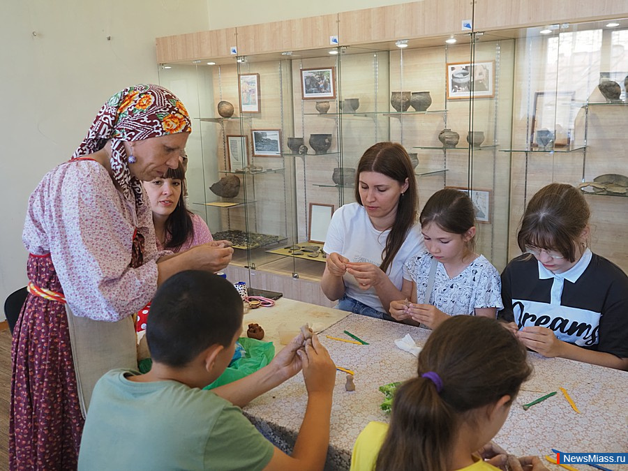  ,        .      ,    200 